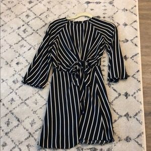 Top shop tie front dress- size 2